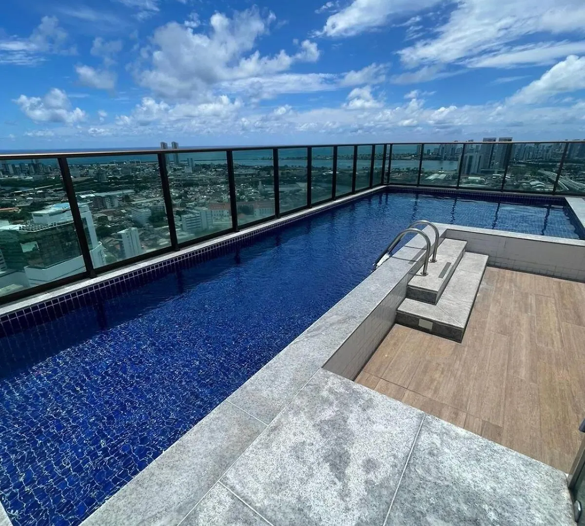 Flat Recife Ilha Do Leite - Luxury Piscina Termica Lägenhet 0*,